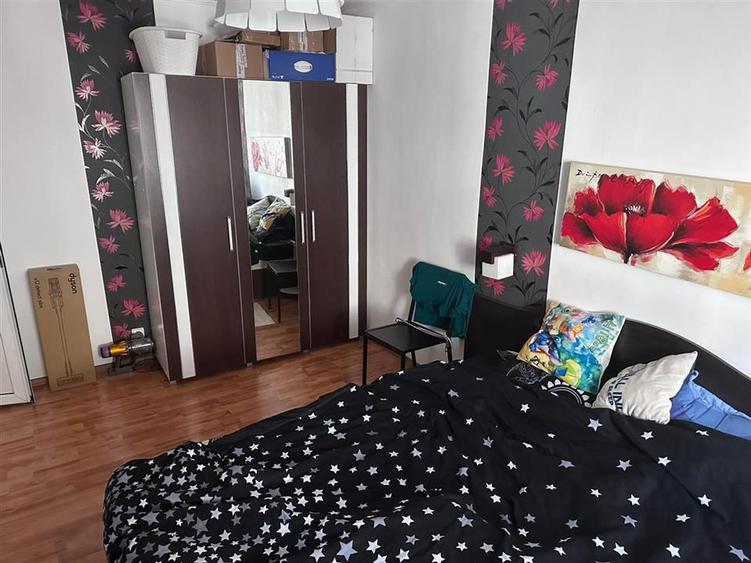 Apartament cu 3 camere decomandat, mobilat în Baza 3
