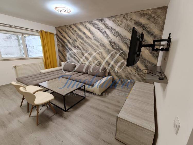 Apartament cu 2 camere semidecomandat, mobilat în Florești