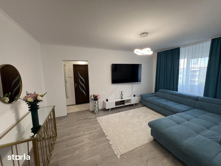 Apartament cu 3 camere în Micro 16