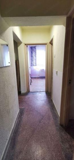 Apartament cu 3 camere decomandat în Mazepa 1