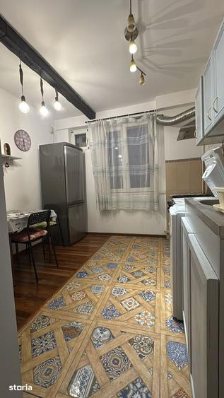 Apartament cu 3 camere în Vatra Luminoasă