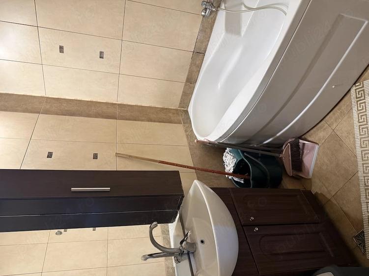 Inchiriez apartament 2 camere ultracentral Ia?i - 3