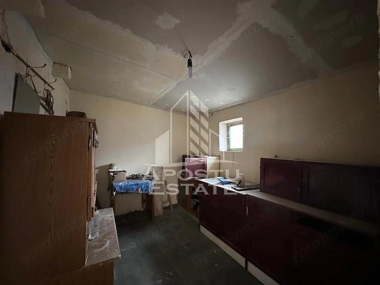 Casă cu 4 camere cu Teren 344 Mp în Zimandcuz