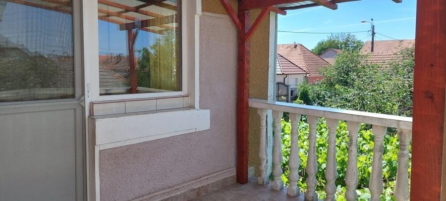Casă cu 3 camere în Calea Clujului