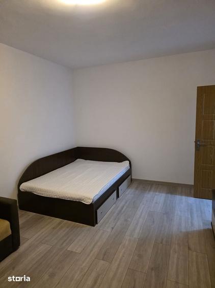 Garsonieră decomandată în Rahova