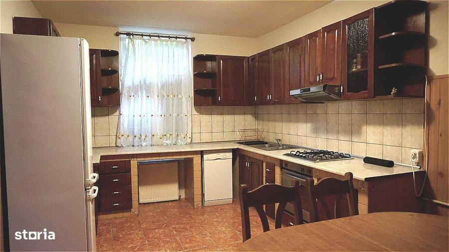 Casă cu 4 camere decomandat în Grigorescu