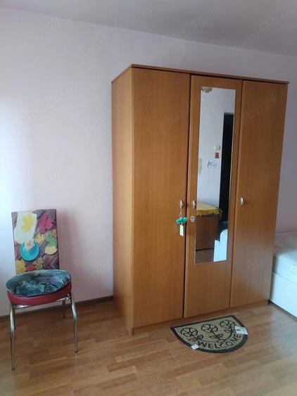 Garsonieră decomandată în Iosia
