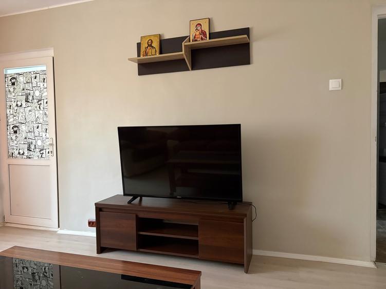 Apartament cu 2 camere decomandat în Spitalului