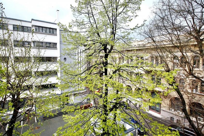 Apartament cu 2 camere decomandat, mobilat în Cișmigiu