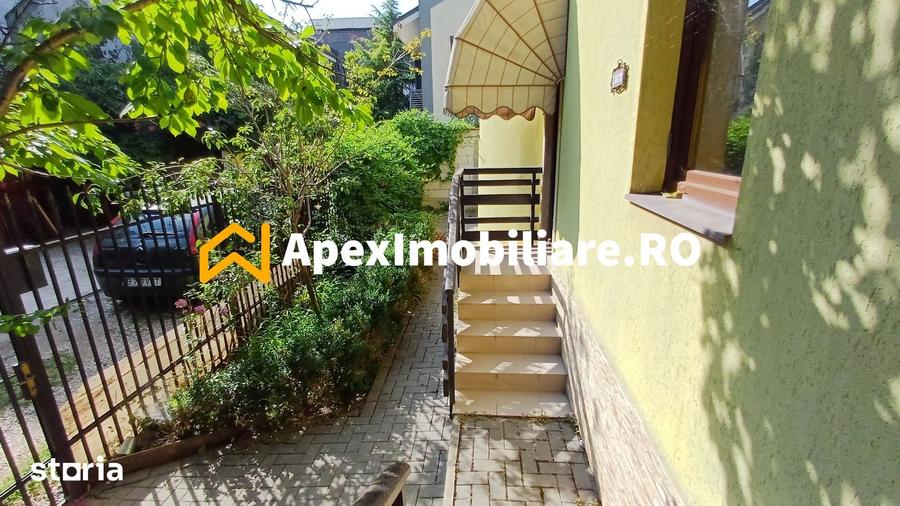 Vila de vanzare in Drumul Taberei - Bd. Timisoara / Strada Moinesti - 10