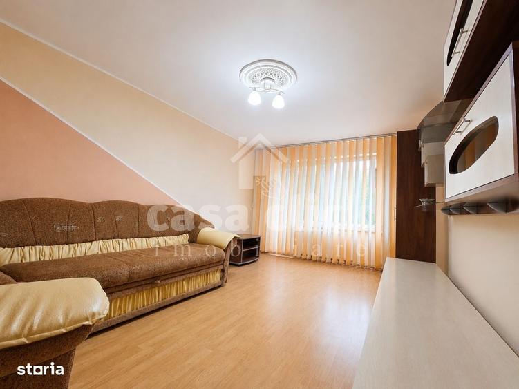 Apartament cu 3 camere decomandat în Central