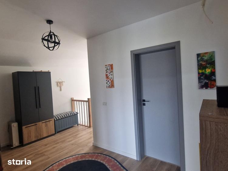 Casă cu 3 camere cu Teren 1000 Mp în Central