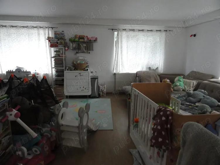 Casă cu 5 camere cu Teren 500 Mp în Central