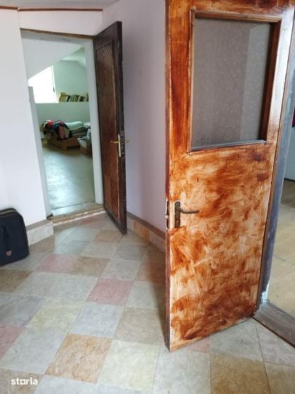 Casă cu 4 camere cu Teren 375 Mp în Ciritei