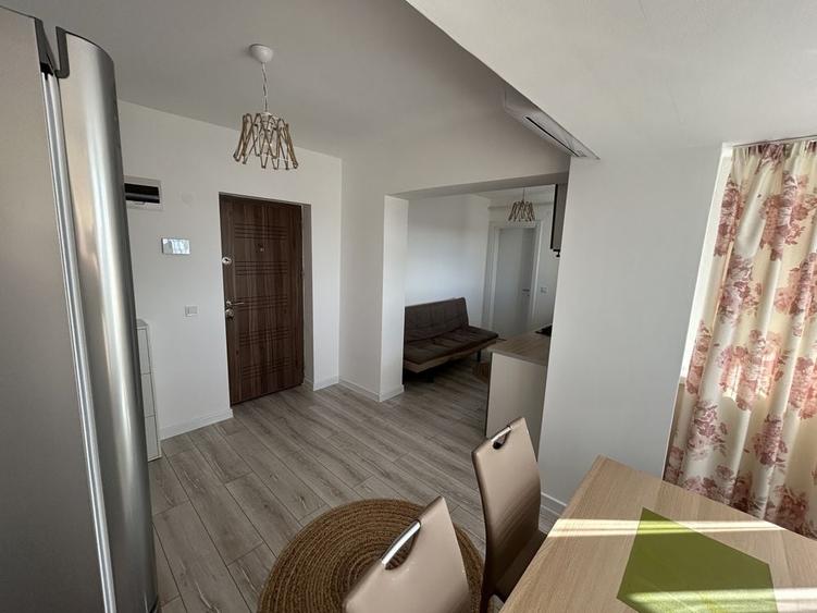 Apartament decomandat în Calea Severinului