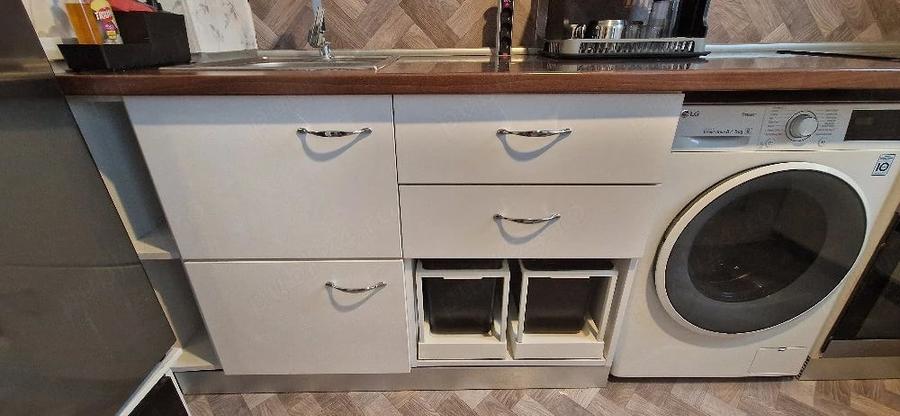 Apartament cu 2 camere semidecomandat în Gara de Nord