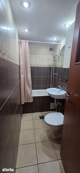 Apartament cu 2 camere decomandat în Olimpia-Stadion