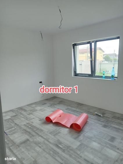 Casă cu 4 camere în Ștefănești