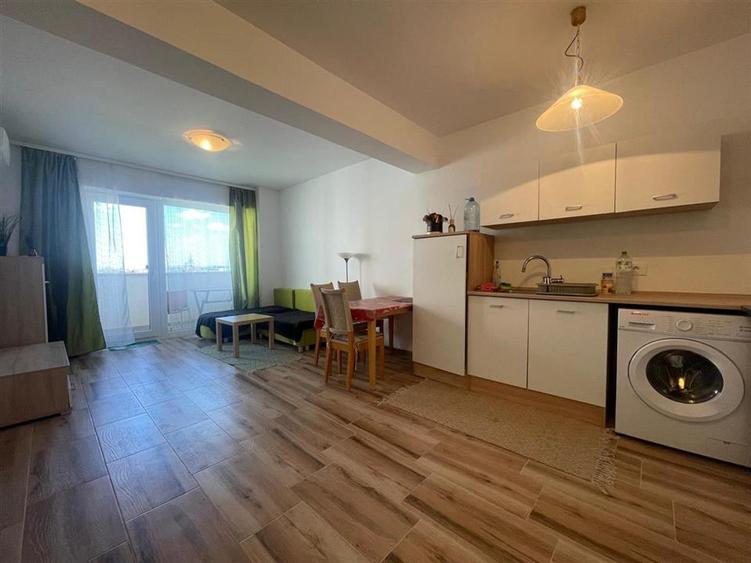 Apartament cu 2 camere decomandat în Nufărul