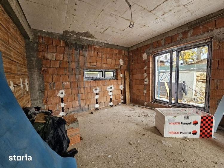 Casă cu 4 camere cu Teren 300 Mp în Dâmbul Rotund