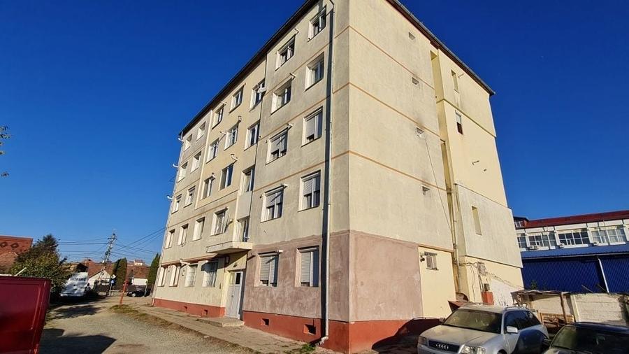 Garsonieră decomandată în Turnișor