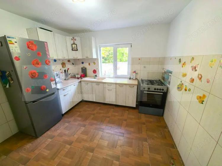 Casă cu Teren 400 Mp în Păun