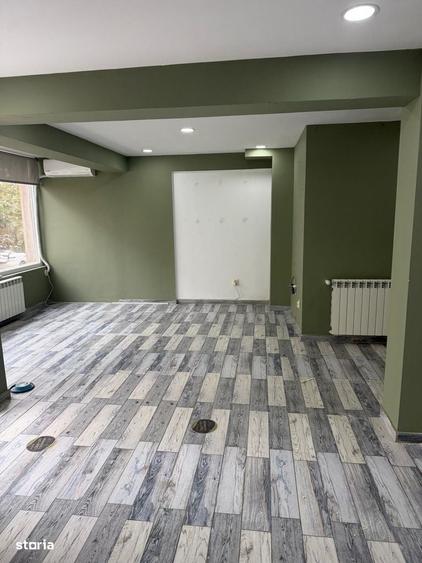 Spațiu comercial, de 42 mp, în Central