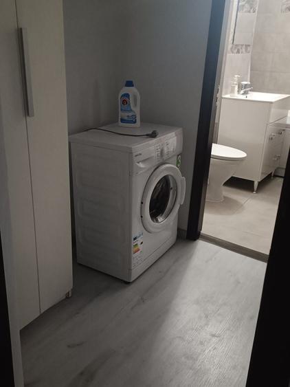 Apartament cu 2 camere semidecomandat în Brazda lui Novac