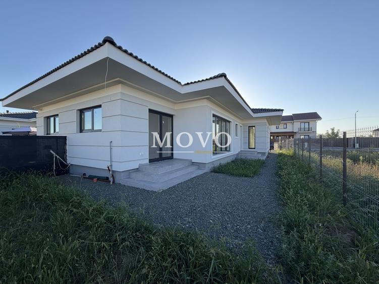 Duplex cu 3 camere cu Canalizare în Moșnița Nouă
