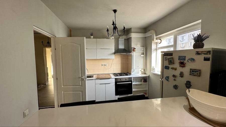 Apartament cu 2 camere decomandat, mobilat în Mărgeanului