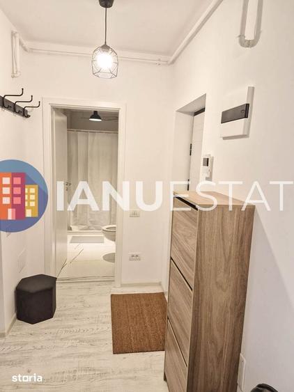 Garsonieră decomandată în Decebal