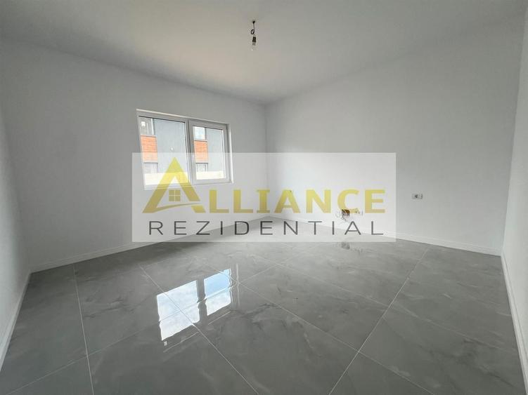 Casă individuală cu 3 camere decomandat cu Canalizare în Berceni