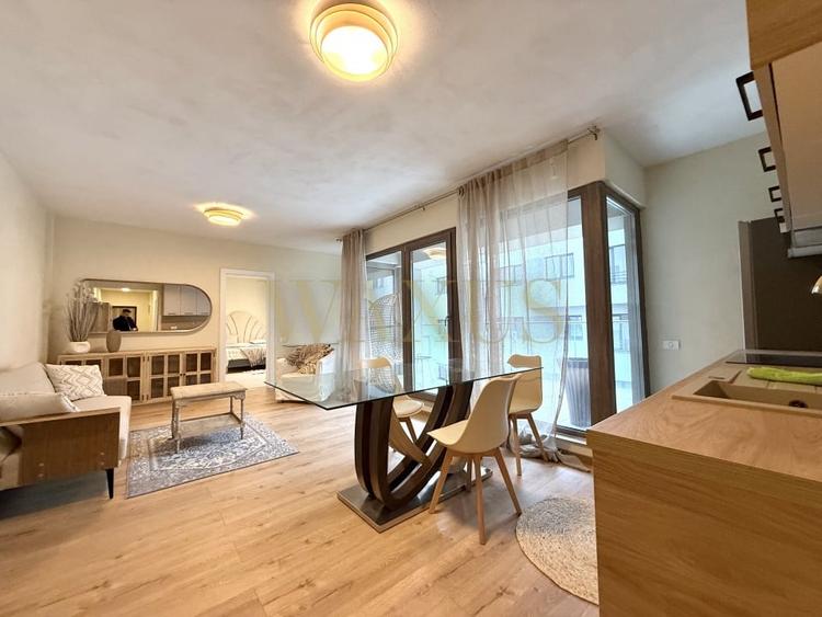 Apartament cu 3 camere semidecomandat, mobilat în Borhanci