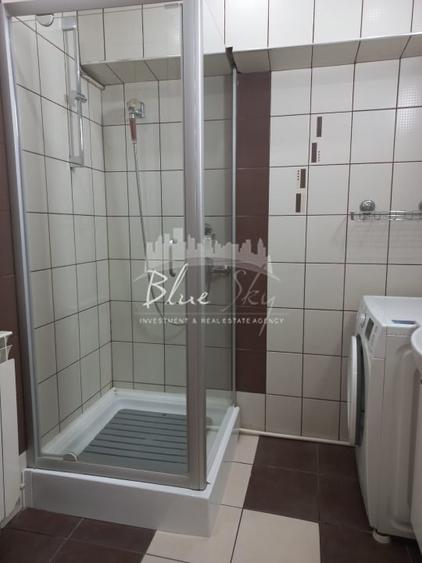 Apartament cu 2 camere decomandat, mobilat în Trocadero