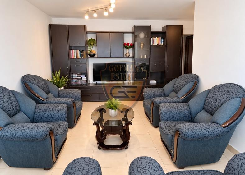 Apartament cu 3 camere decomandat, mobilat în Faleza Nord
