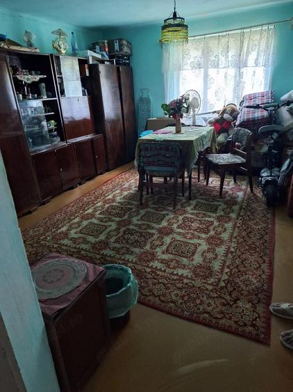 Casă cu Teren 1000 Mp în Vucova