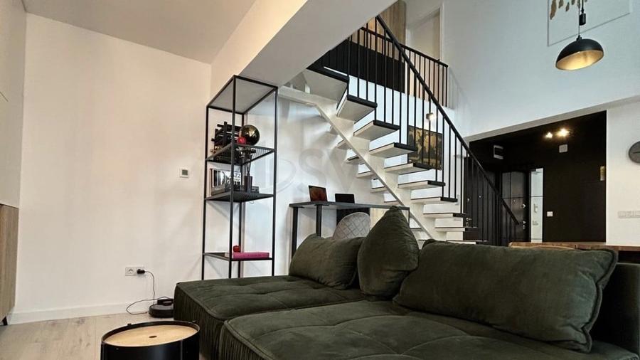 Apartament cu 3 camere decomandat, mobilat în Barbu Văcărescu