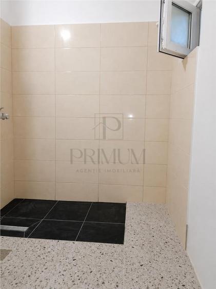 Apartament cu 2 camere decomandat în Aradului