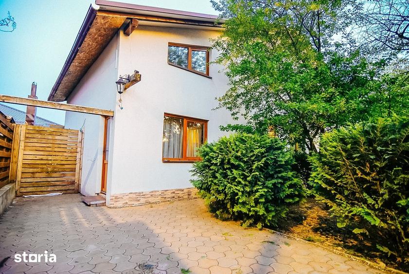 Casă cu 5 camere cu Teren 500 Mp în Odobești