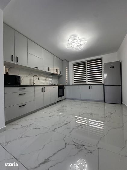 Casă cu 3 camere cu Teren 335 Mp în Șcheia