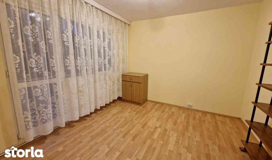 Chirie apartament 3 camere cu 2 balcoane zona Astra str.Neptun - 6