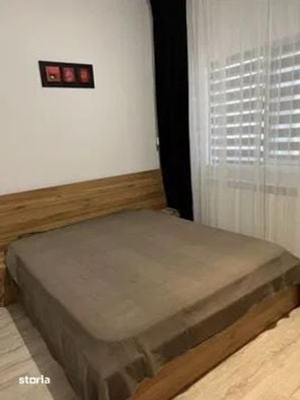 Casă cu 4 camere cu Teren 130 Mp în Central