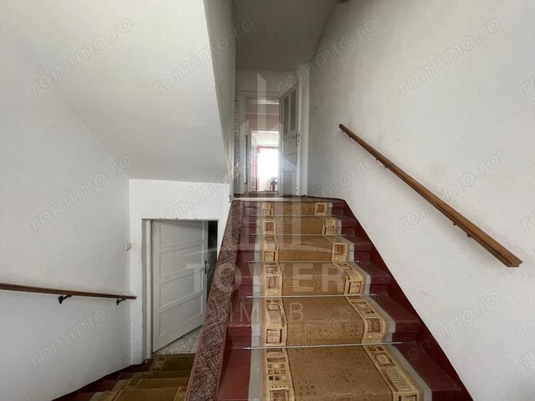 Casă cu 3 camere cu Teren 1000 Mp în Calea Poplăcii
