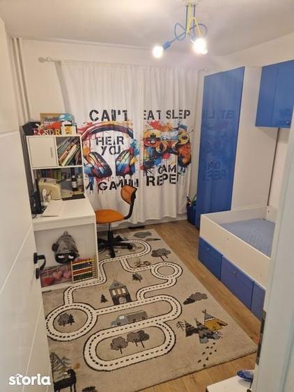 Apartament cu 3 camere decomandat în Decebal