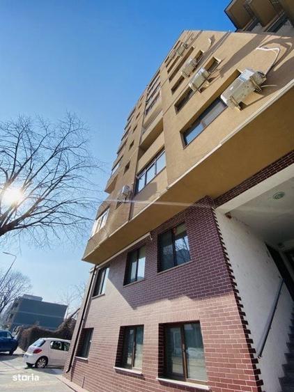 Apartament cu 3 camere, mobilat în Delfinariu
