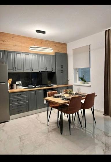 Apartament cu 2 camere decomandat, mobilat în Giroc