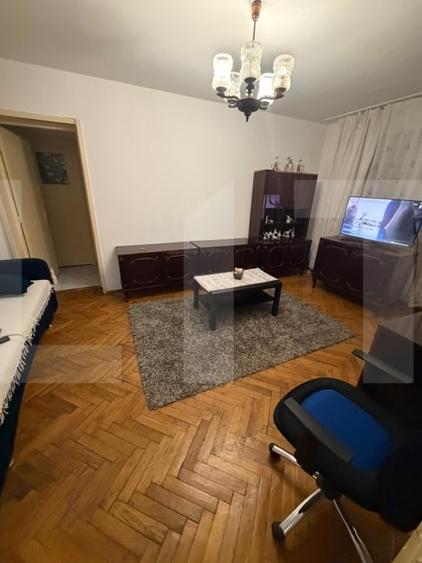 Apartament cu 3 camere semidecomandat, mobilat în Brazda lui Novac