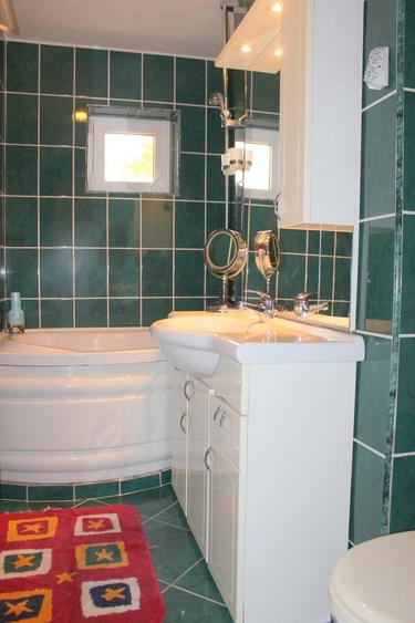 Vanzare apartament 4 camere, zona Lipovei - 9