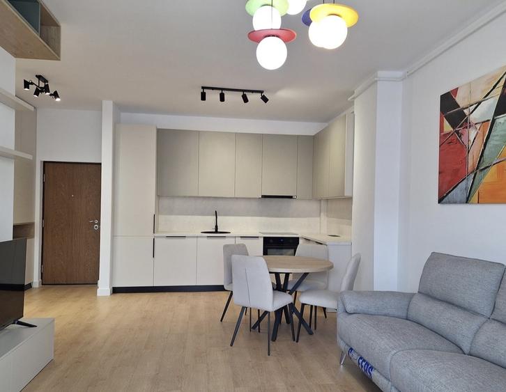 Apartament cu 2 camere semidecomandat, mobilat în Florești — fotografia 2