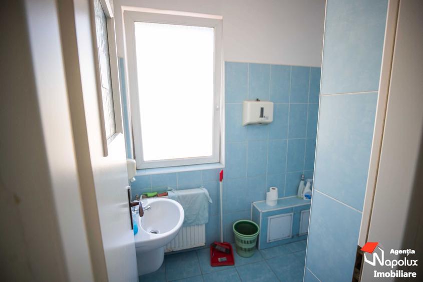 Spațiu comercial, de 300 mp, în Câmpului